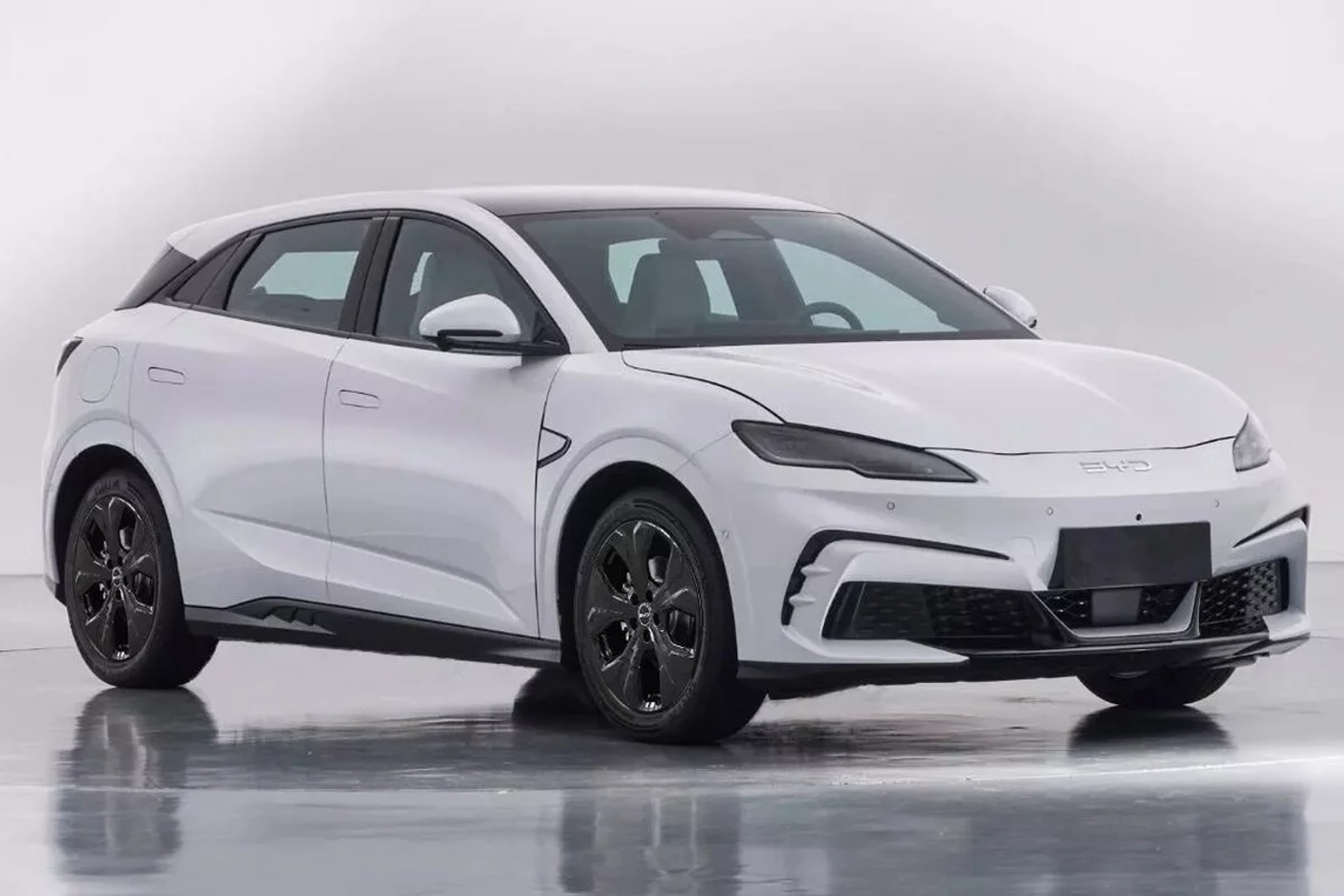 416-сильный BYD Seal X: серийная версия концепта Ocean-M