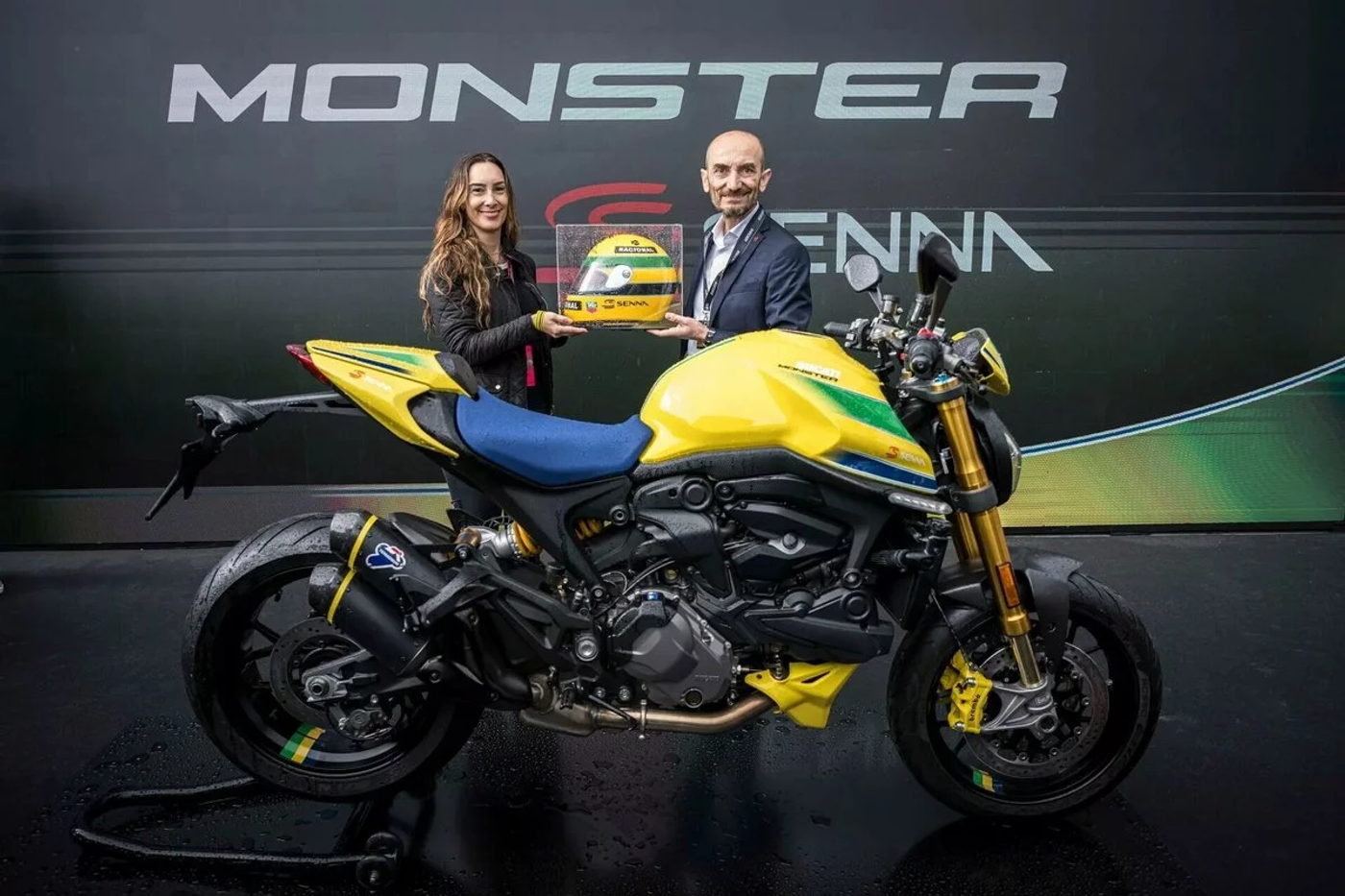 Ducati посвятила Айртону Сенне особую версию Monster