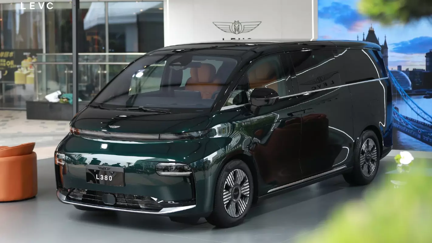 Новый Geely LEVC L380 стал доступен для предварительного заказа