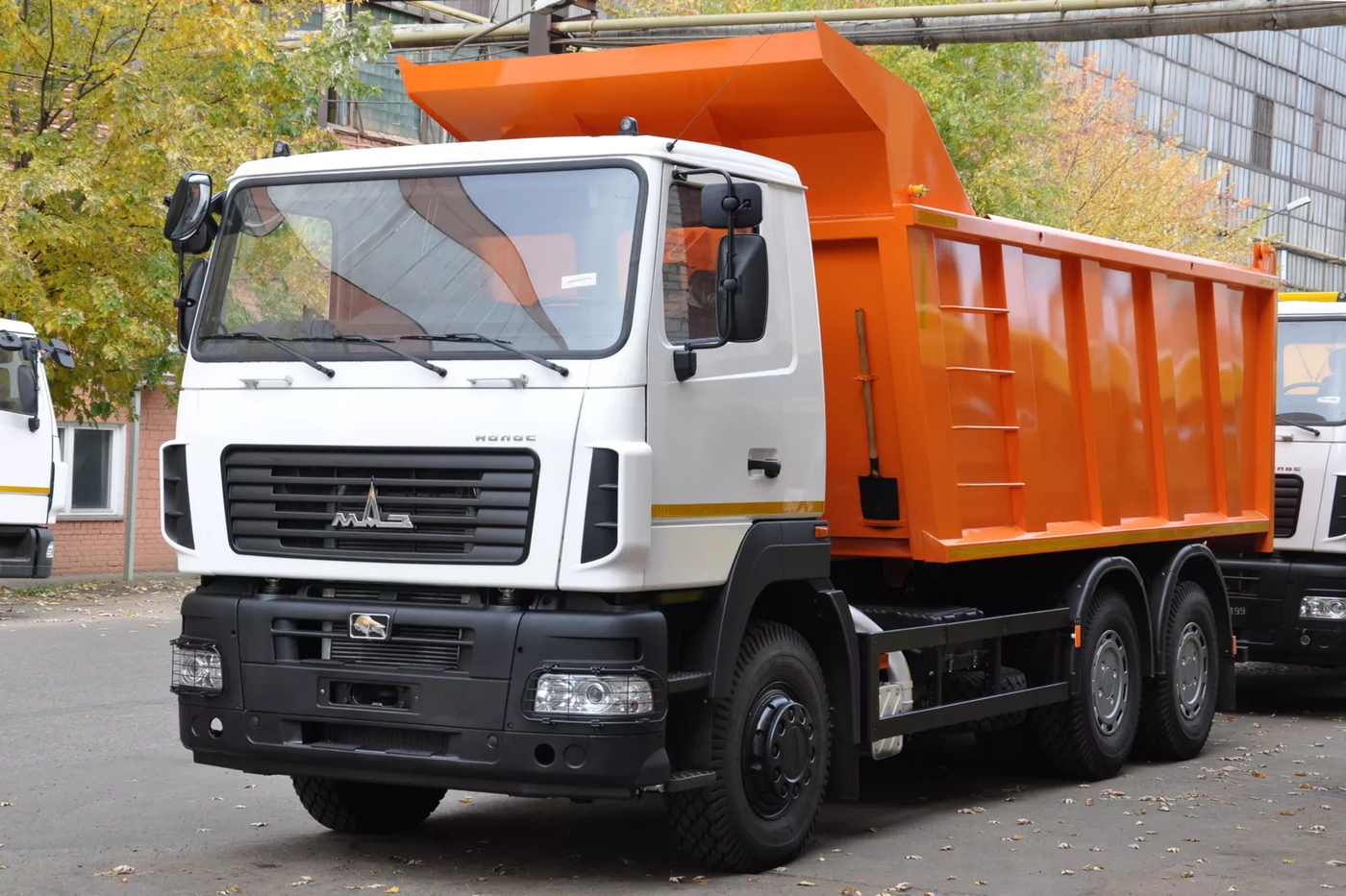 МАЗ-65012J-570-060 завоевал титул строительного самосвала 2024 года в России