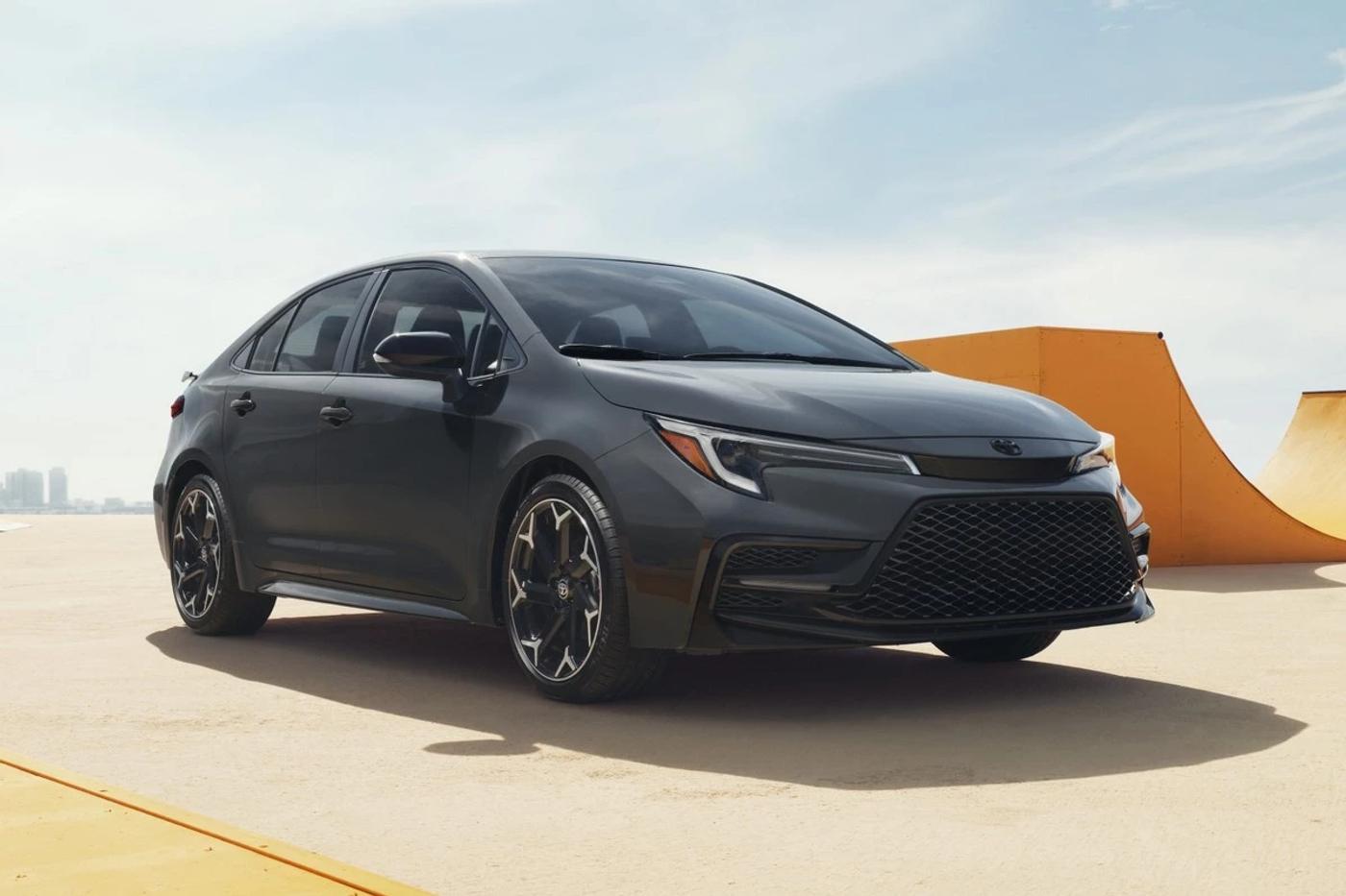 Седан Toyota Corolla обзавелся спецверсией FX