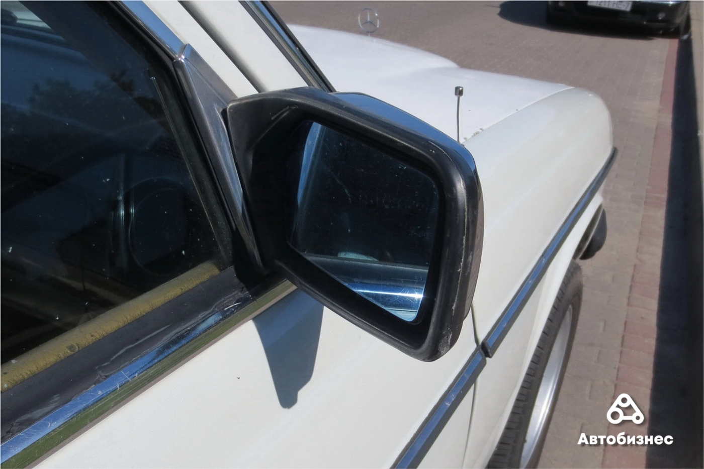 Зеркало Mercedes-Benz W123