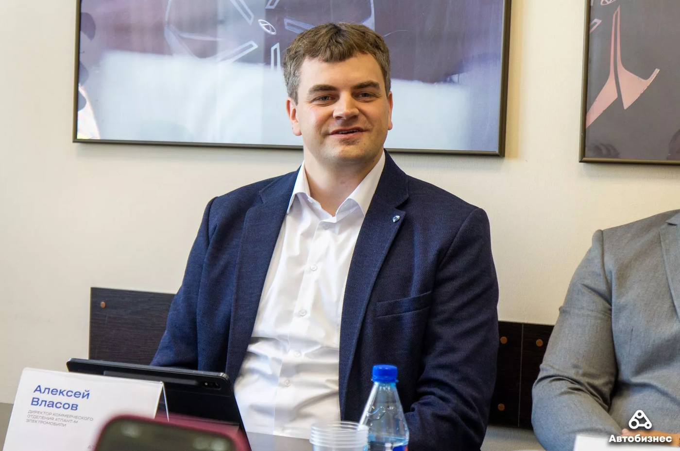 Доступный кроссовер и отсутствие очередей за Geely: о чем говорили на круглом столе в «Атлант-М»
