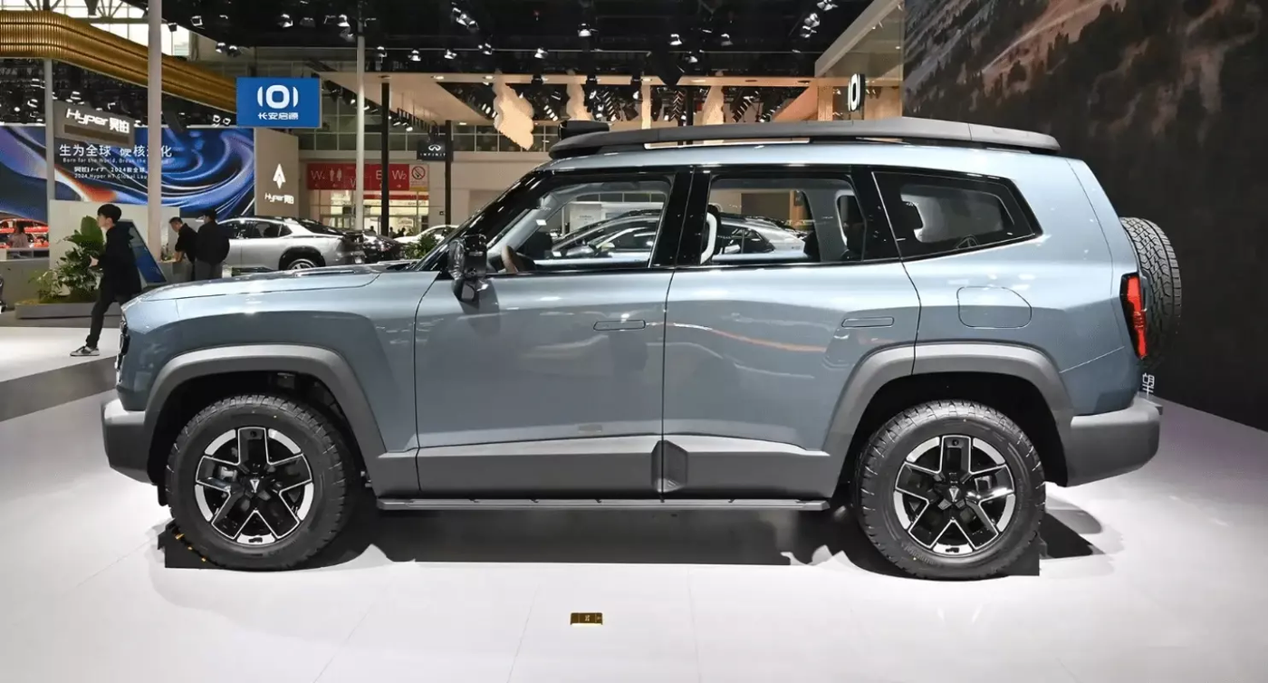 Внедорожник Changan Deepal G318 с увеличенным запасом хода вышел на рынок Китая