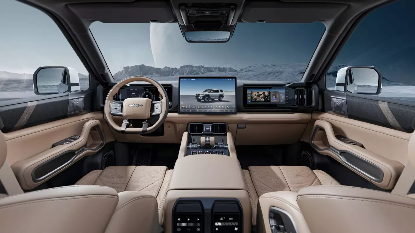 Компания BYD представила официальные изображения интерьера Bao 8