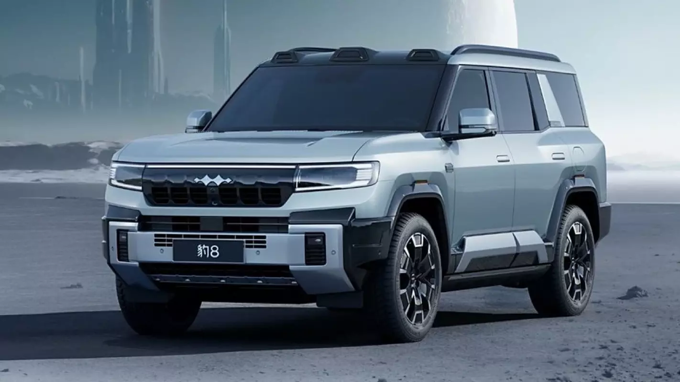 Компания BYD представила официальные изображения интерьера Bao 8