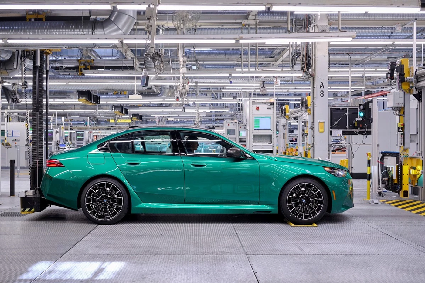 В Германии стартовал выпуск нового суперседана BMW M5