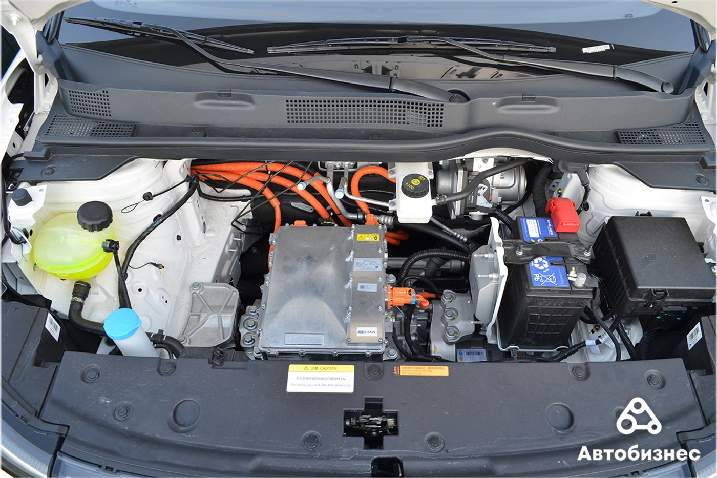 Подкапотное пространство Dongfeng BOX