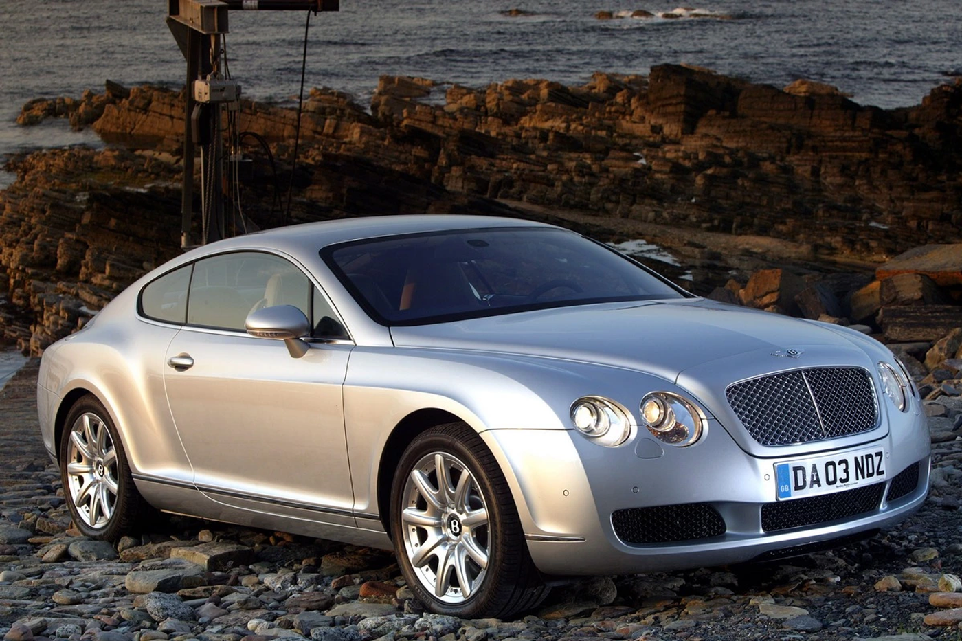 Bentley Continental GT: от мотора W12 к мощной гибридной установке