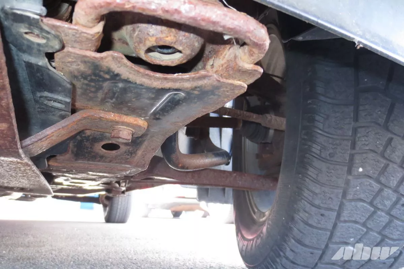 Suzuki_Grand_Vitara_передняя_подвеска