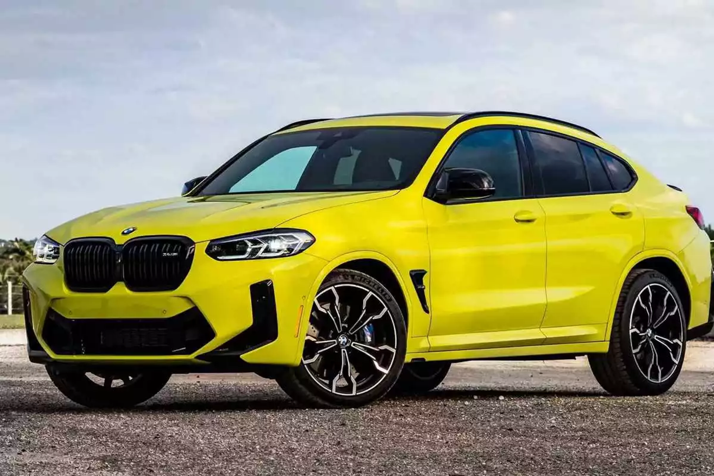 BMW прекратит выпуск X4