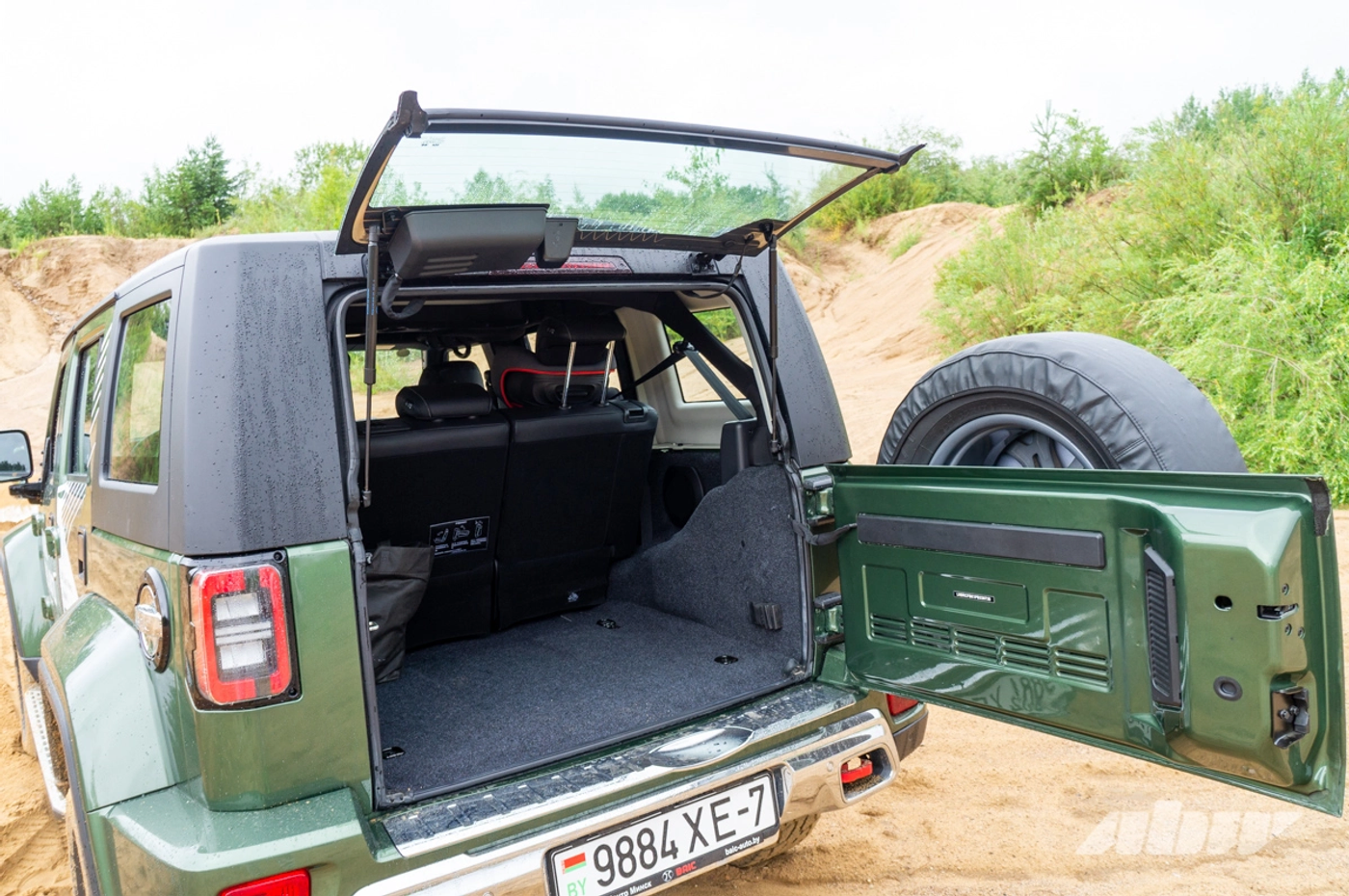 Когда вместо дорог – направления: тест-драйв BAIC BJ40