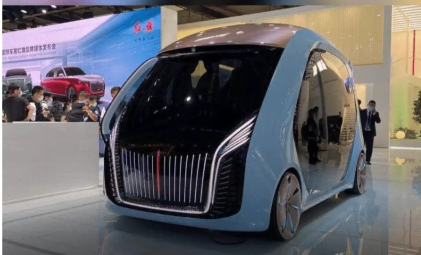 Hongqi выпустила беспилотный автобус