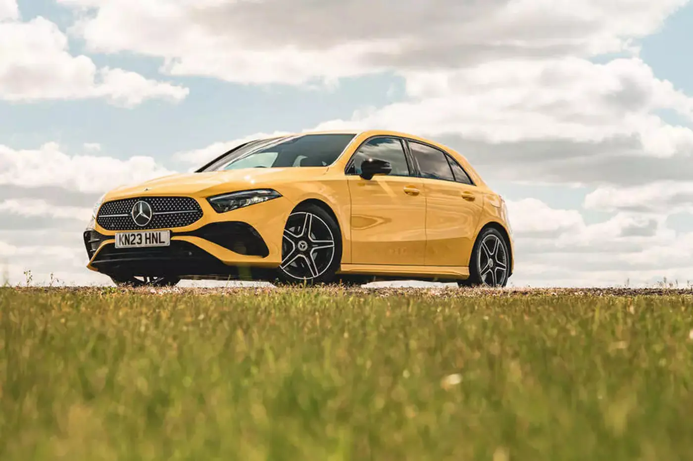 В Mercedes провели апгрейд гибридных моделей