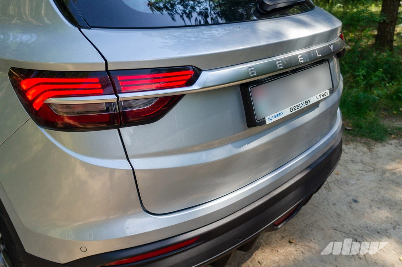 «Рука не поднимается его продать»: мнение владельца Geely Coolray