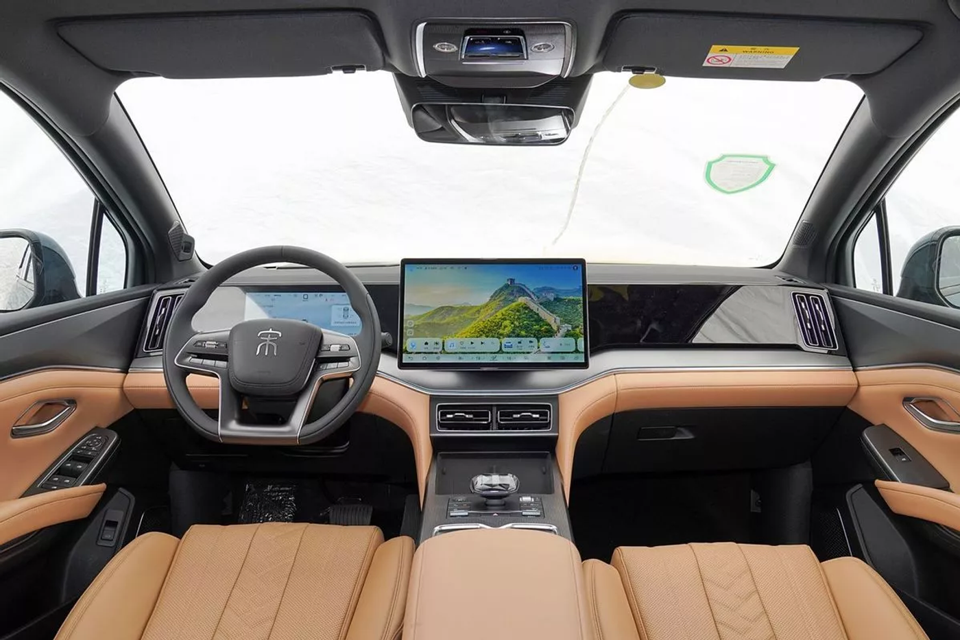 BYD представила гибрид Song L DM-i 2025 с автономностью на электротяге до 160 км