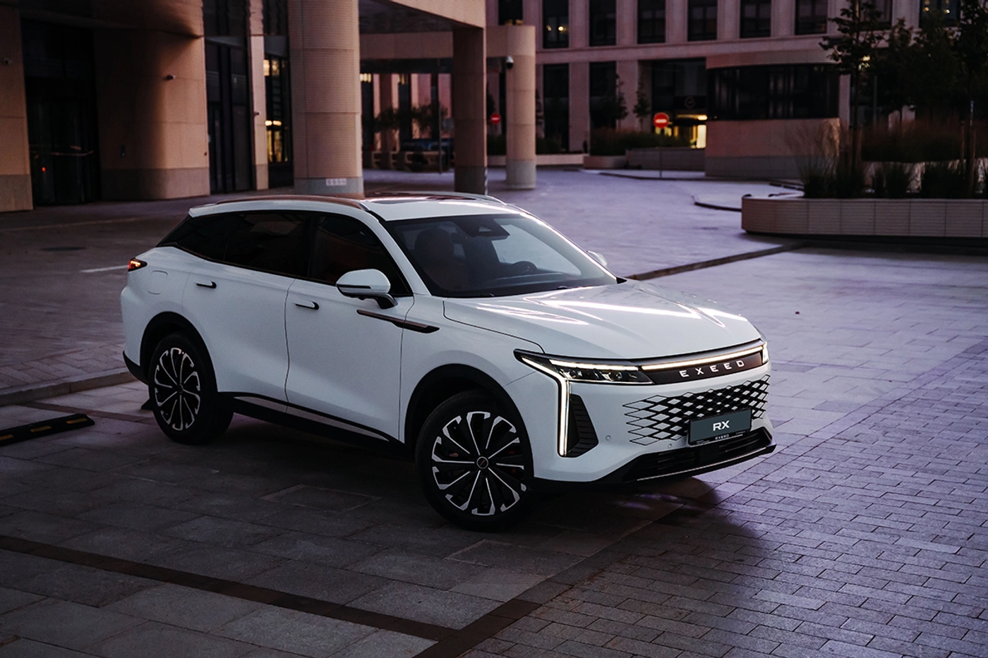 Geely стали доступнее, у EXEED три дня выгодных цен, ажиотаж на Kaiyi и ставка на 4x4 у Chery