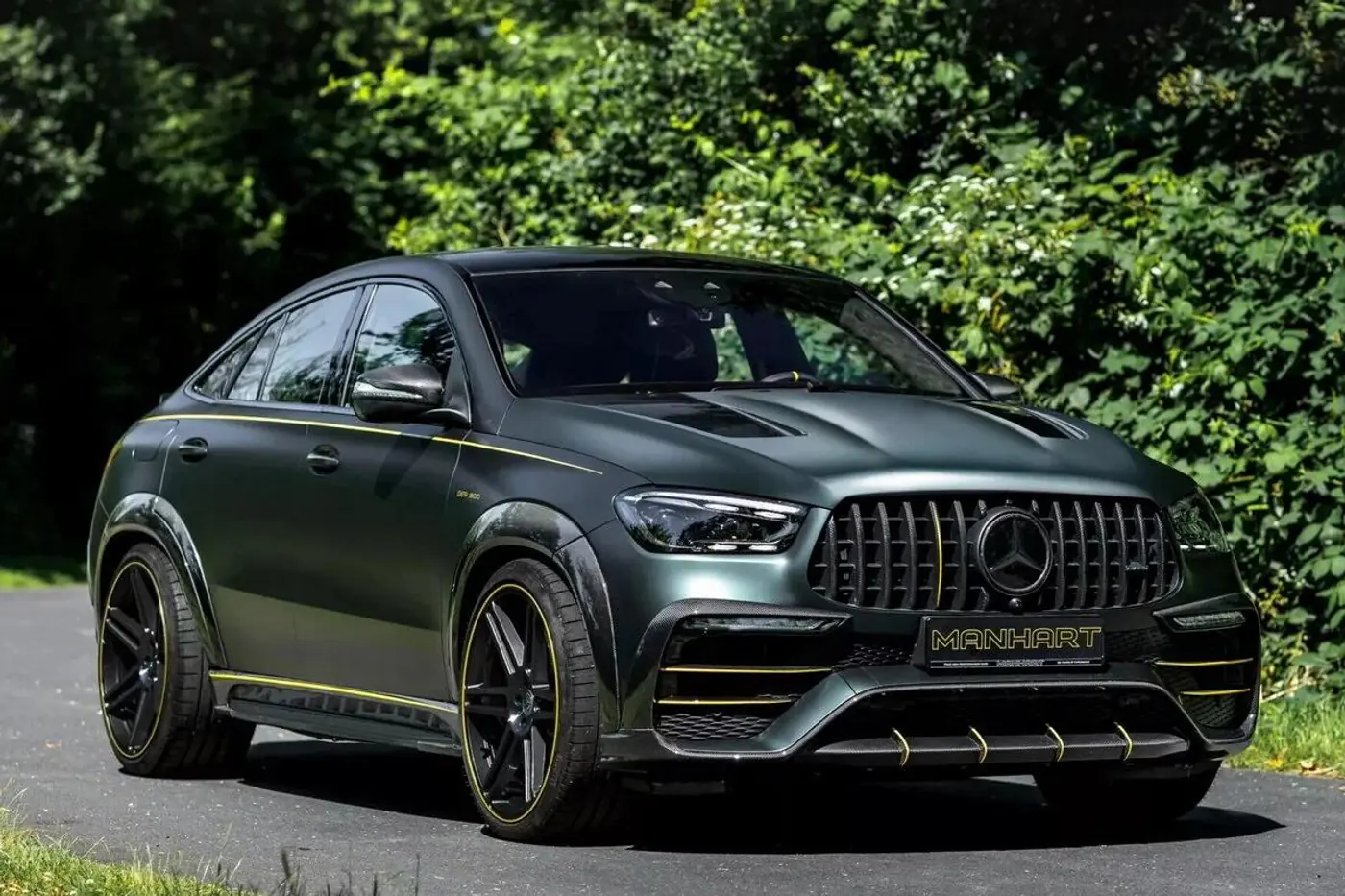 800 л.с. и много карбона: вариант доработки Mercedes-AMG GLE от Manhart