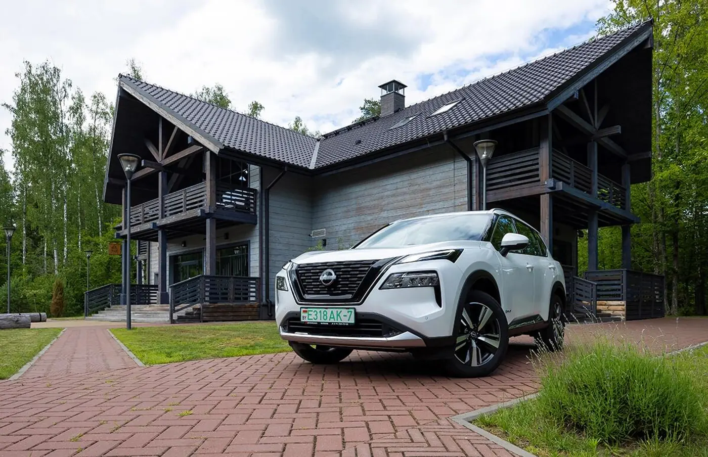 Новый Nissan и переплата всего 10 рублей за 2 года: как купить «японца» в кредит?