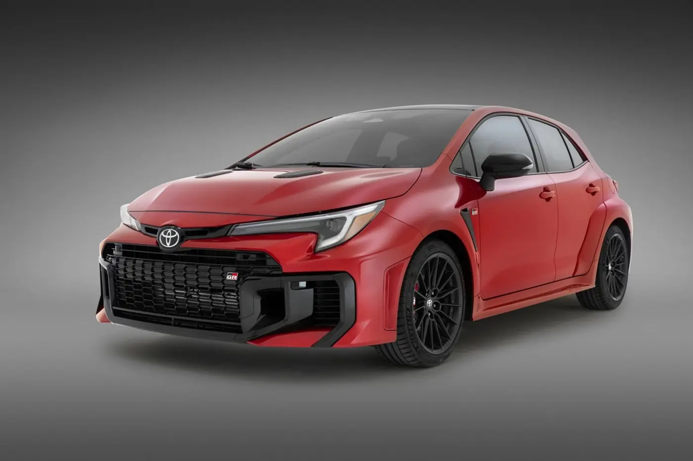 Обновленная Toyota GR Corolla: с автоматом и улучшенным шасси