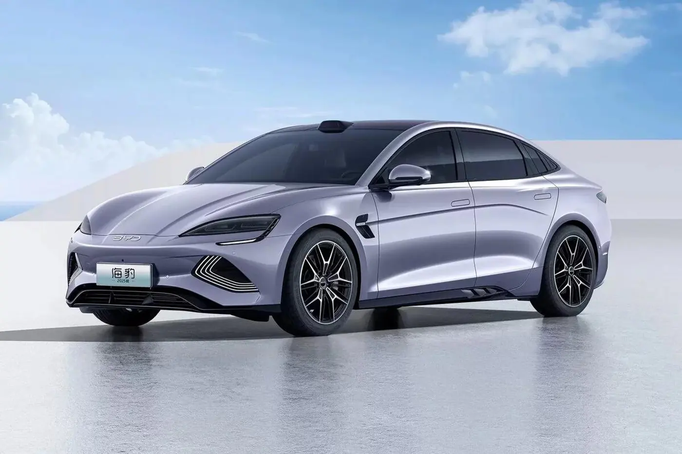 Заряжается еще быстрее! Обновлен электрический седан BYD Seal