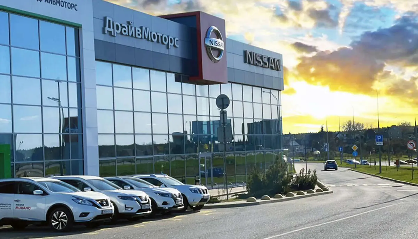 Высокий спрос из-за низких цен: дилер продает новые Nissan от 300 рублей в месяц