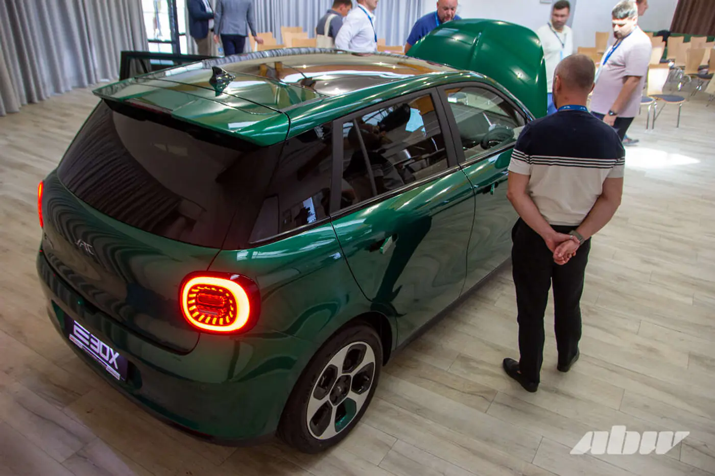 Запас хода – до 505 км, гарантия – 6 лет: в Минске представили JAC E30X