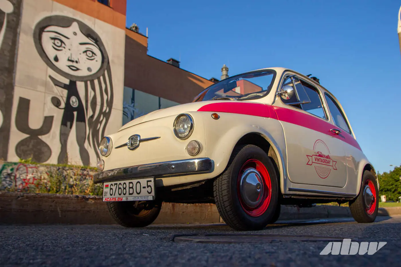 «Ему 53 года, но все же это иномарка»: история пригона и эксплуатации Fiat 500 в Беларуси