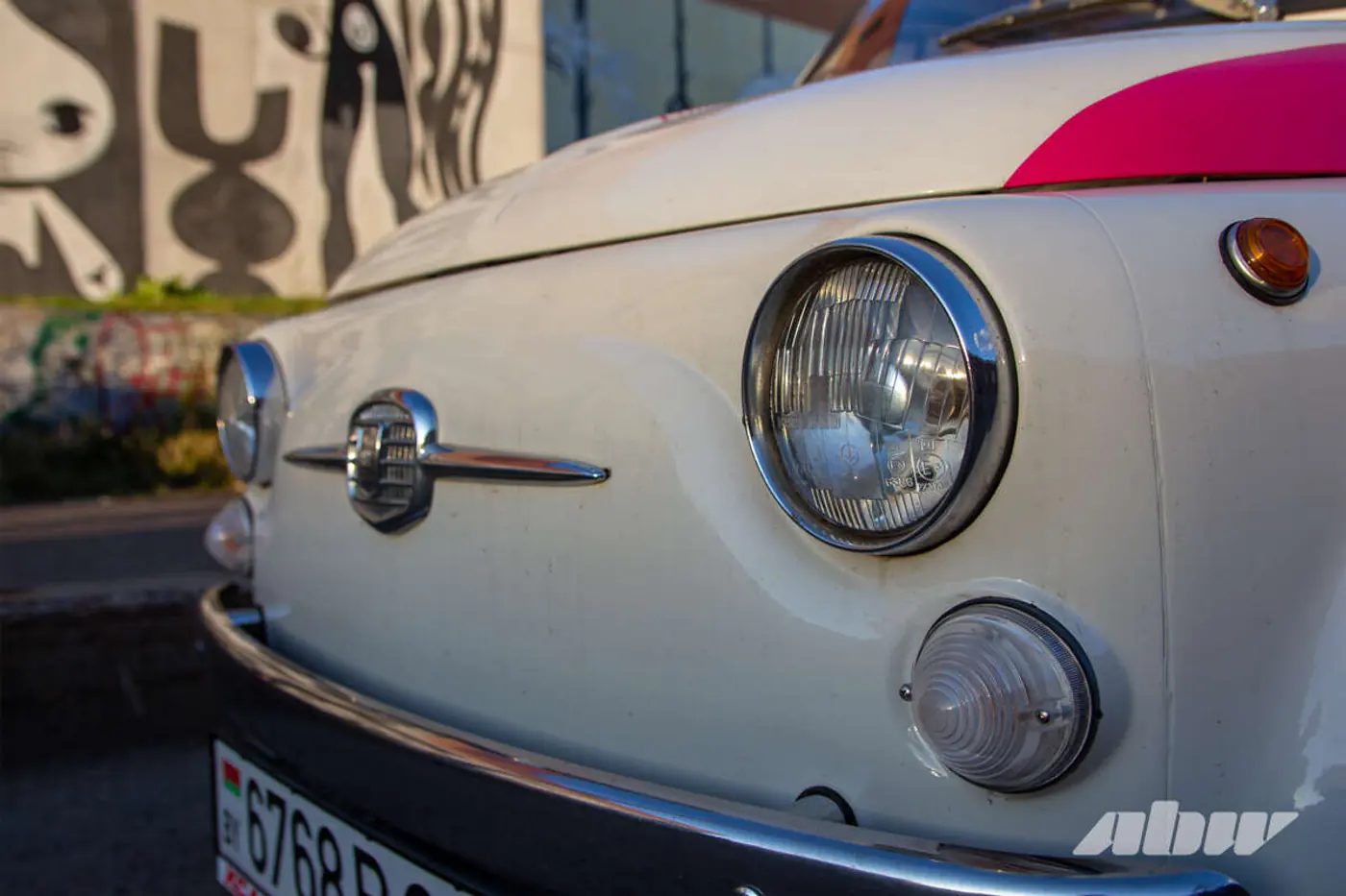 «Ему 53 года, но все же это иномарка»: история пригона и эксплуатации Fiat 500 в Беларуси