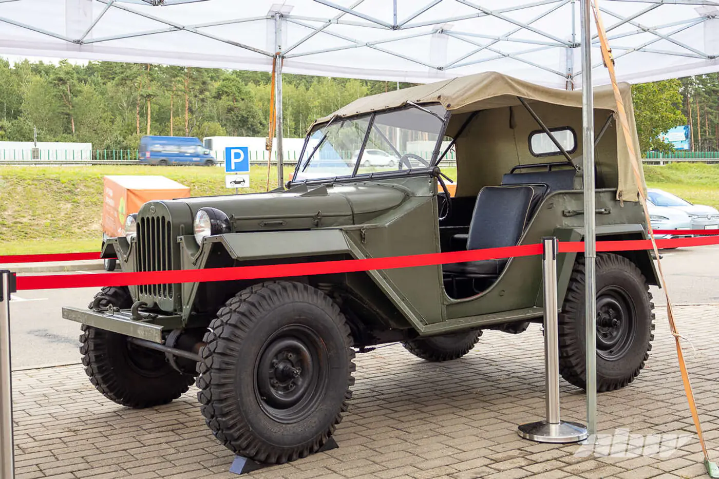 Вместо музея – заправки: ради чего стоит посетить АЗС А-100?