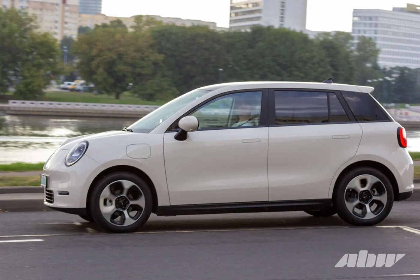 Магия пузырьков: тест-драйв JAC E30X