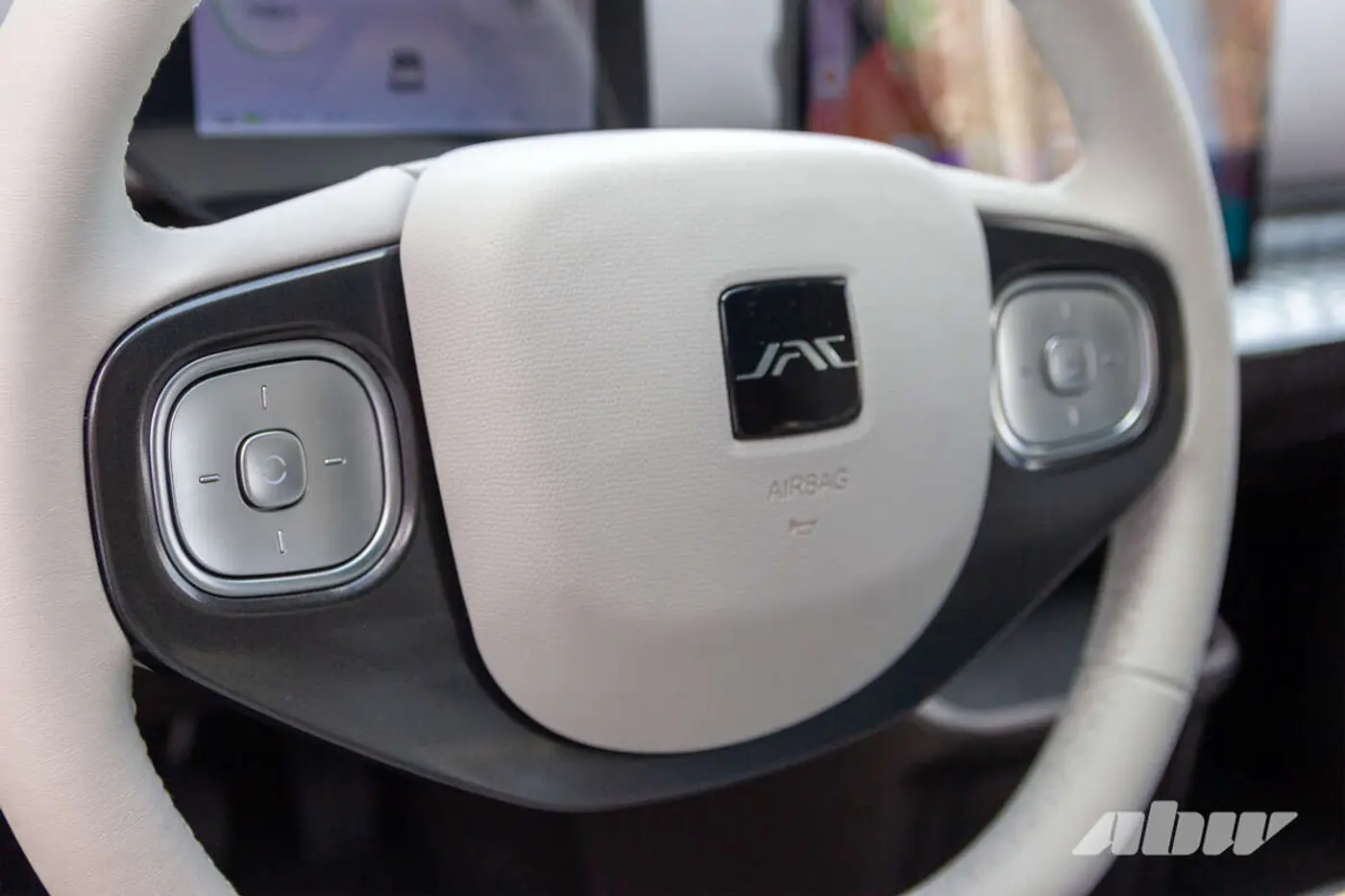 Магия пузырьков: тест-драйв JAC E30X
