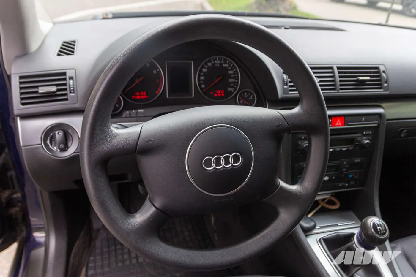 «Отец купил ее новой в 2002 году»: мнение владельца Audi A4