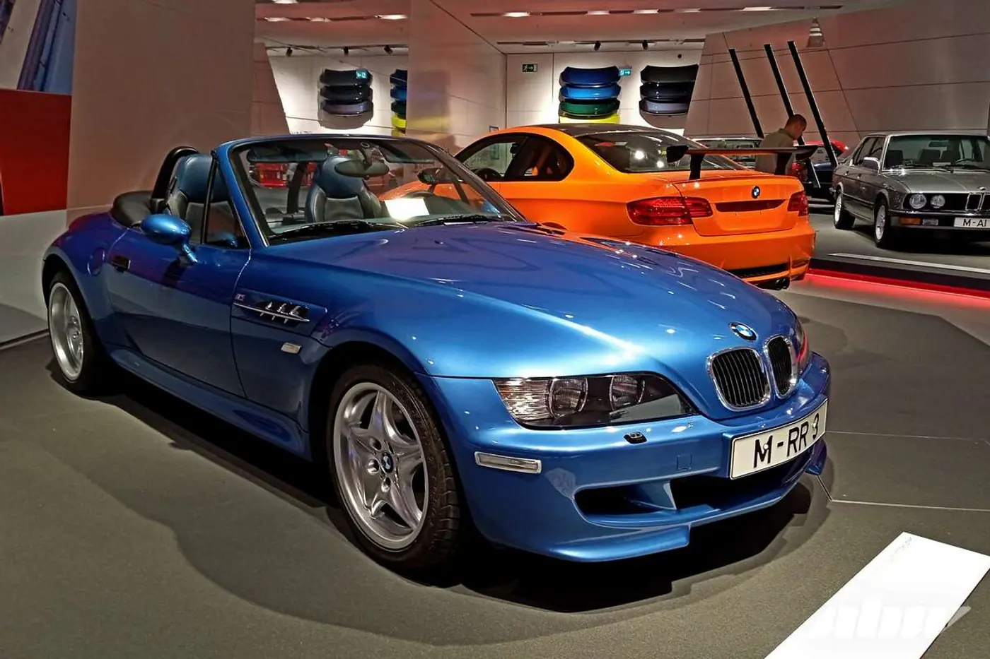 От Dixi до «семерки» на водороде: чем интересен музей BMW в Мюнхене