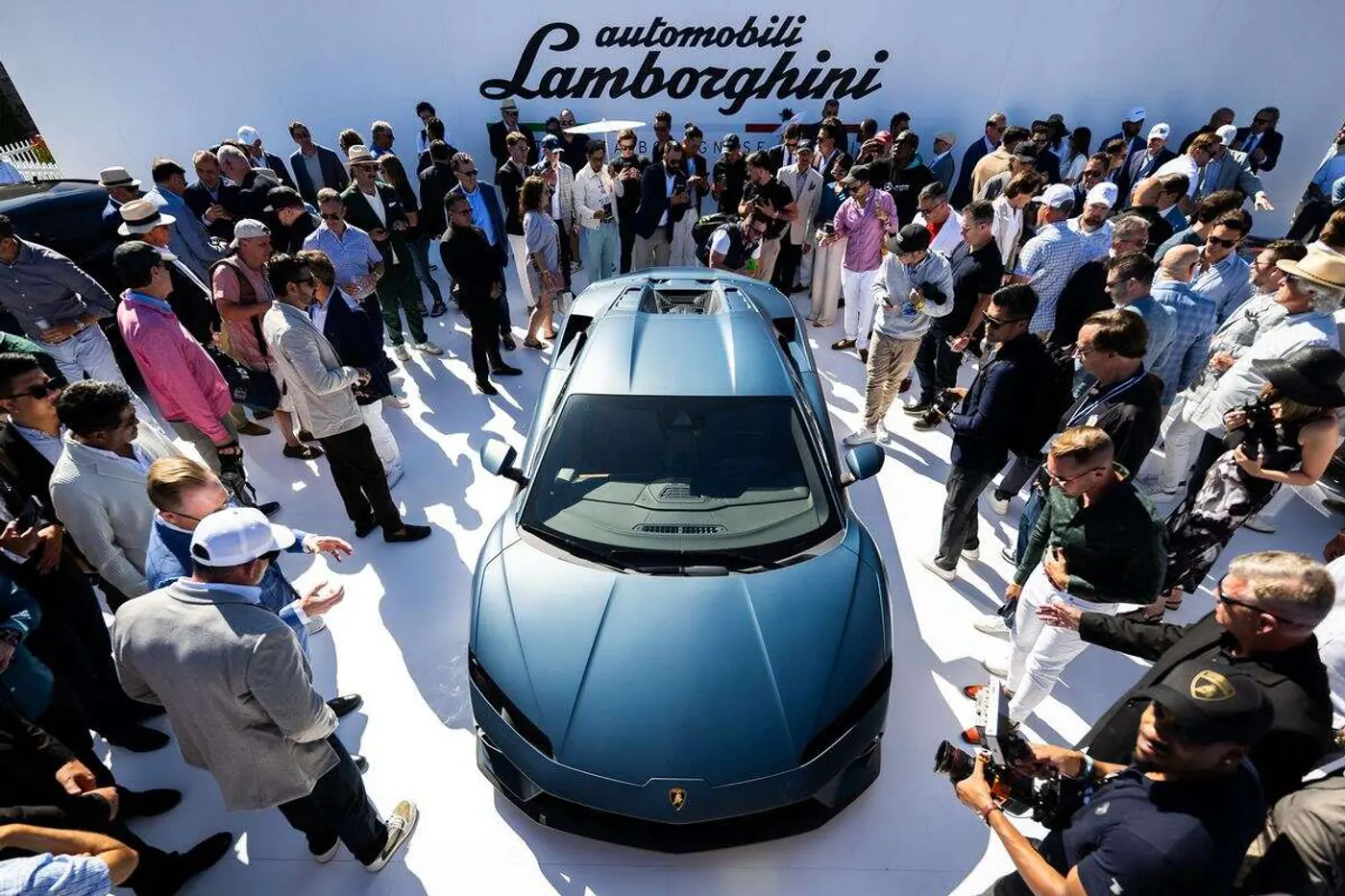 Бойцовская машина: знакомимся с новым суперкаром Lamborghini Temerario