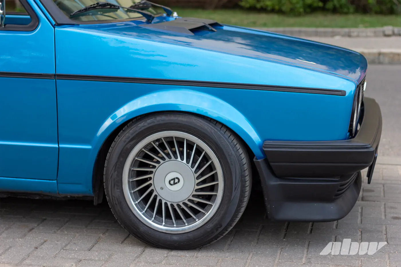 Даже «бриф» сохранился: история восстановления 41-летнего VW Golf Mk1