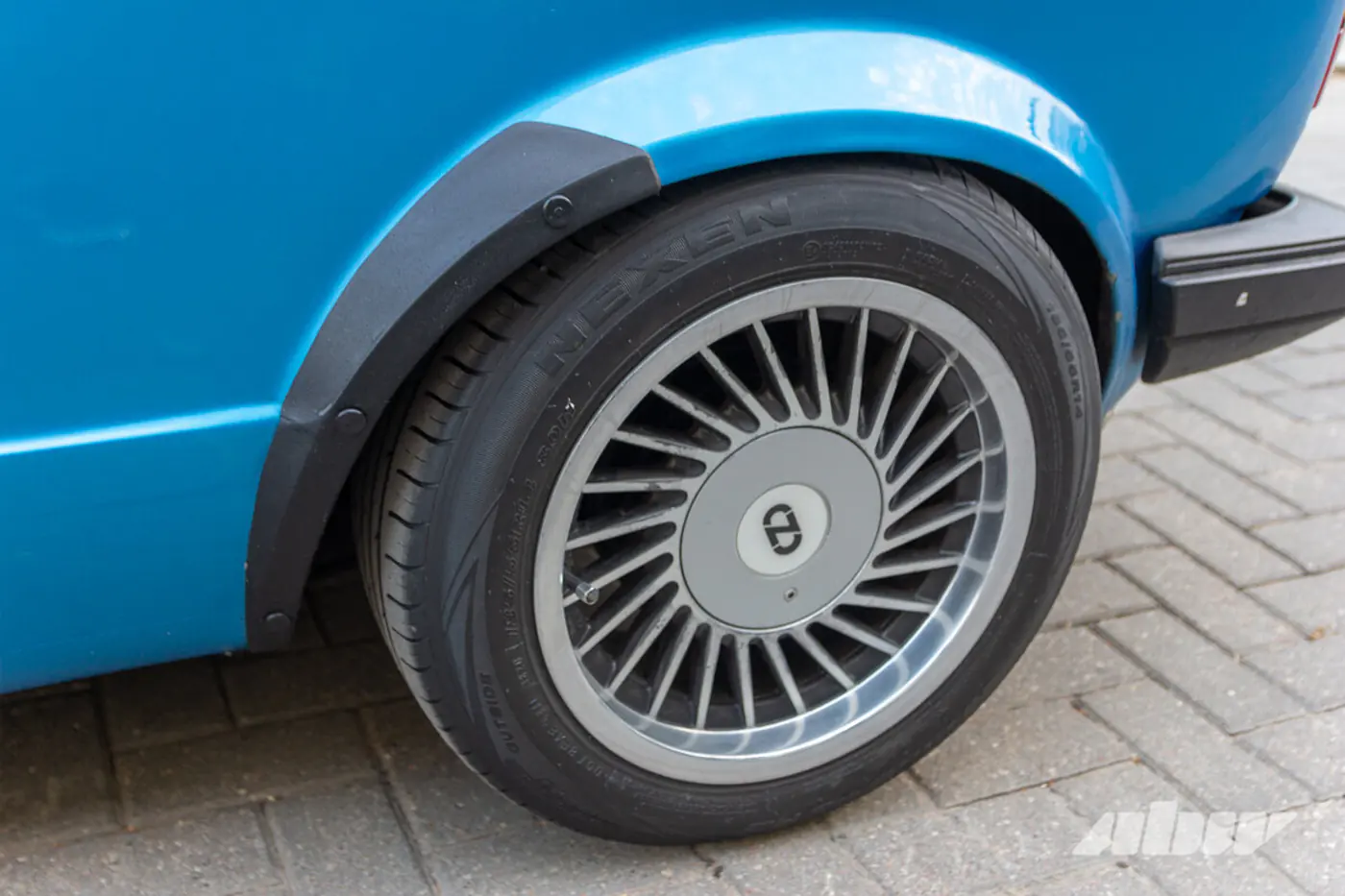 Даже «бриф» сохранился: история восстановления 41-летнего VW Golf Mk1