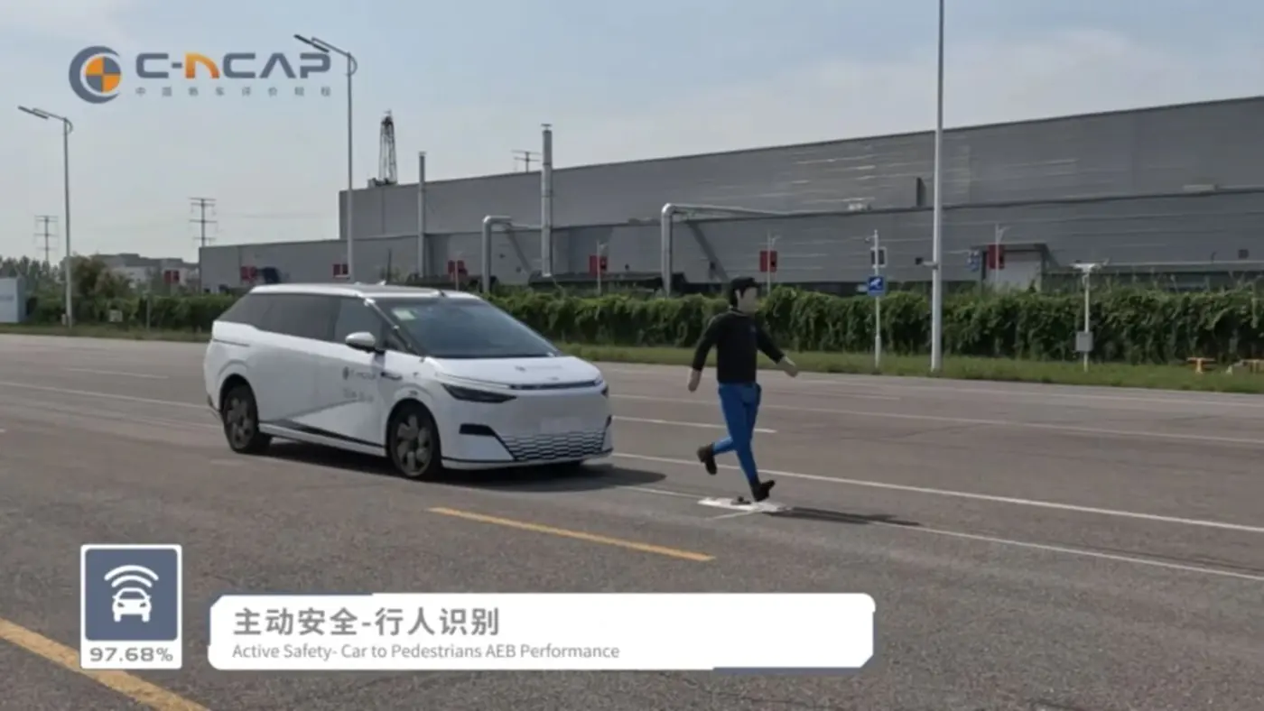 Пять звезд: электромобиль Xpeng X9 прошел краш-тест C-NCAP