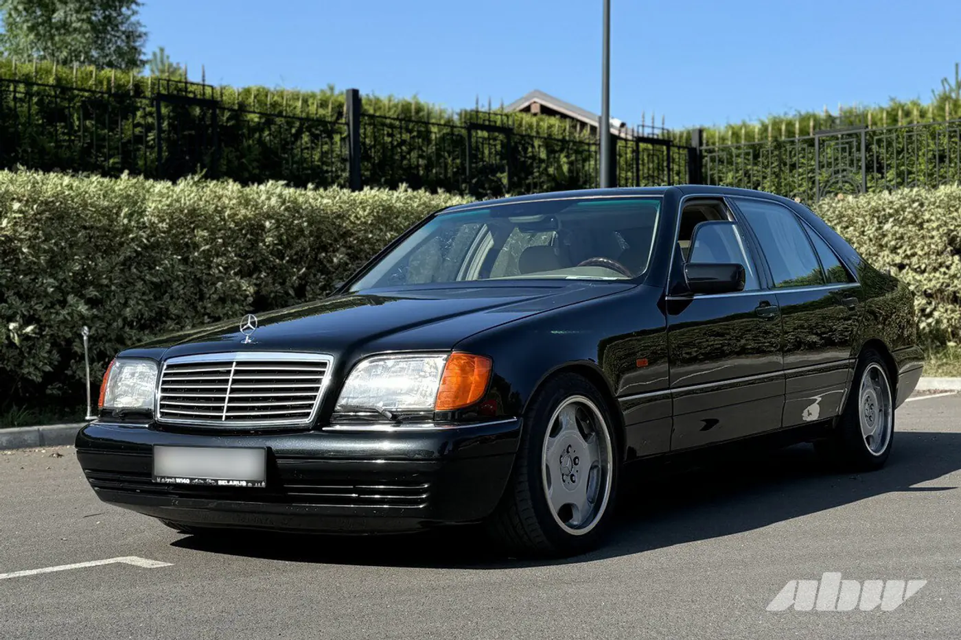 Mercedes W140 в 2024 году: какие проблемы могут быть с «кабаном»?
