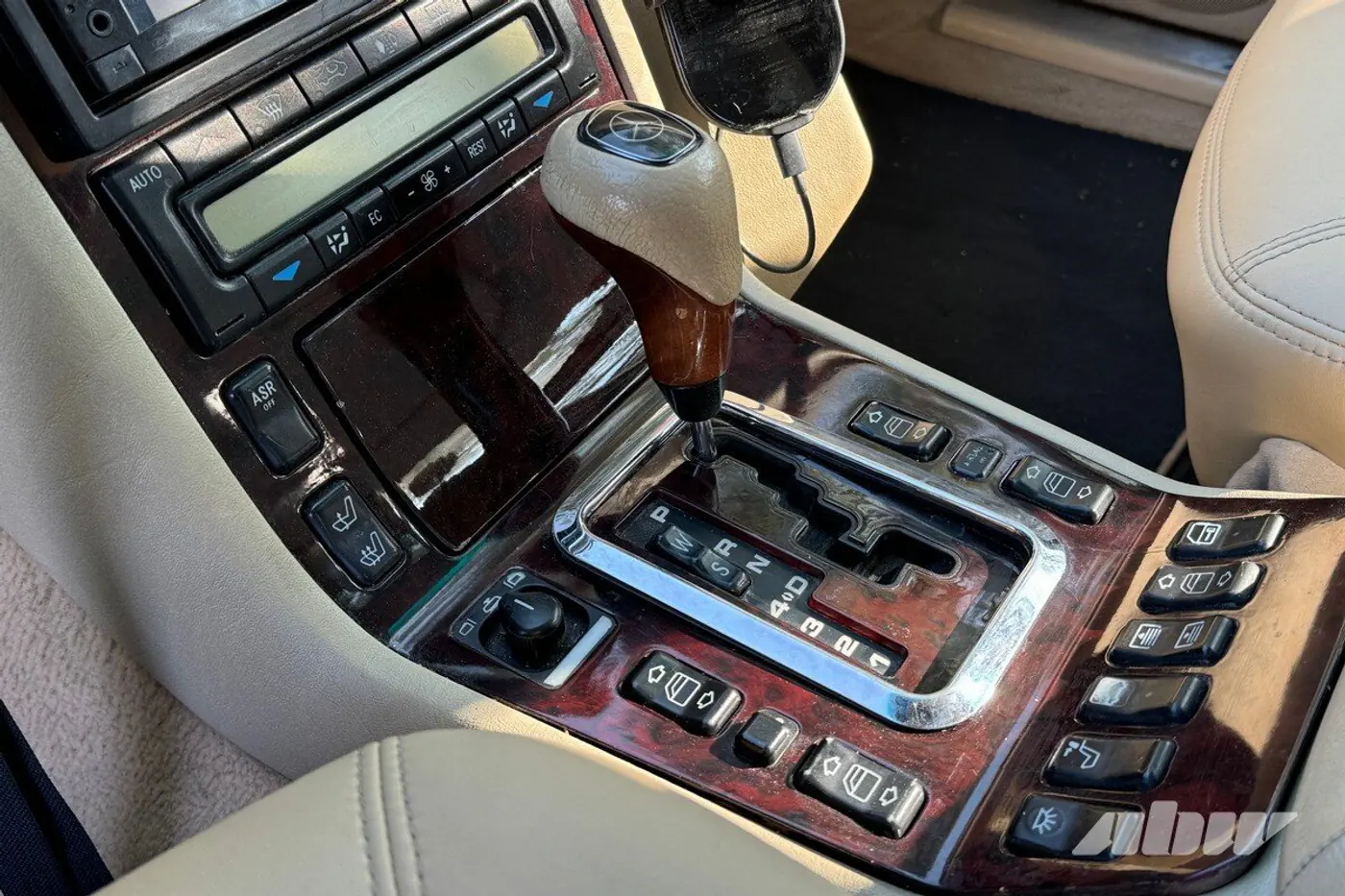 Mercedes W140 в 2024 году: какие проблемы могут быть с «кабаном»?