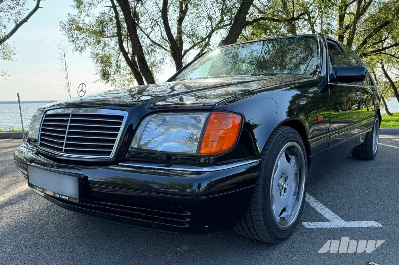 Mercedes W140 в 2024 году: какие проблемы могут быть с «кабаном»?