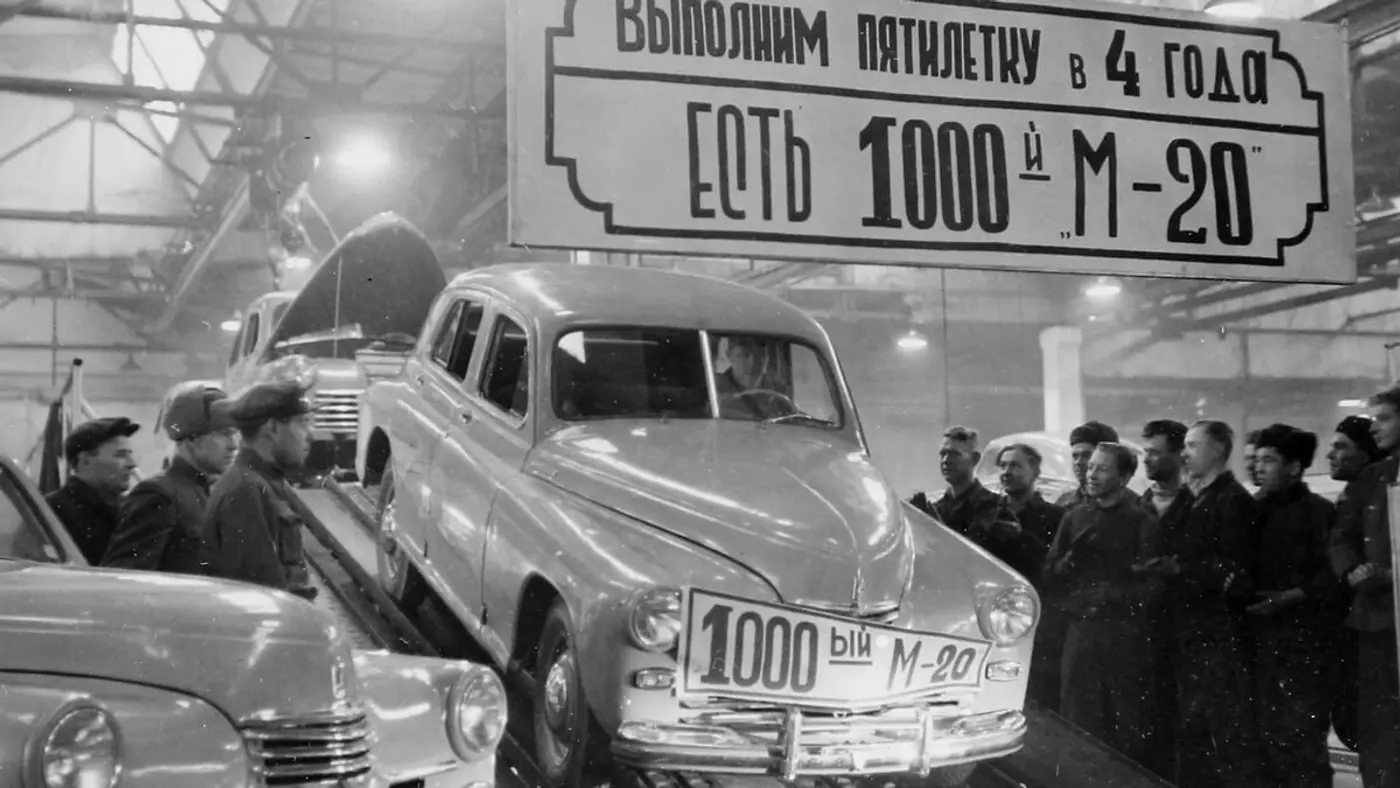 Back to USSR: история легендарного советского автомобиля «Победа»