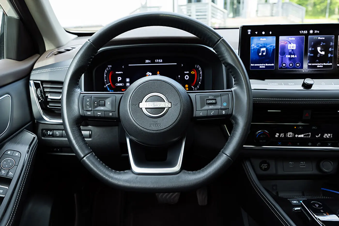 Новый Nissan, гарантия, кредит: покупаем авто от 300 рублей в месяц
