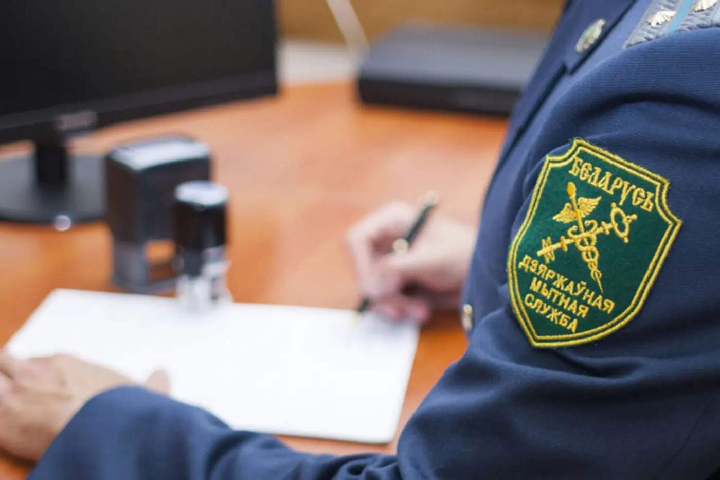 ГТК: белорусская таможня продолжает работать на границе с Украиной