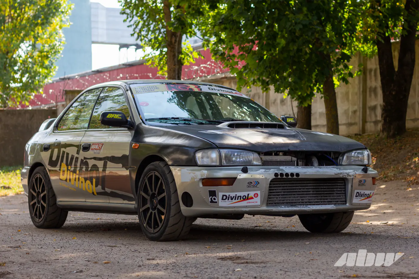 900 сил для немолодого Subaru: как белорус строит очень быструю Impreza для драга
