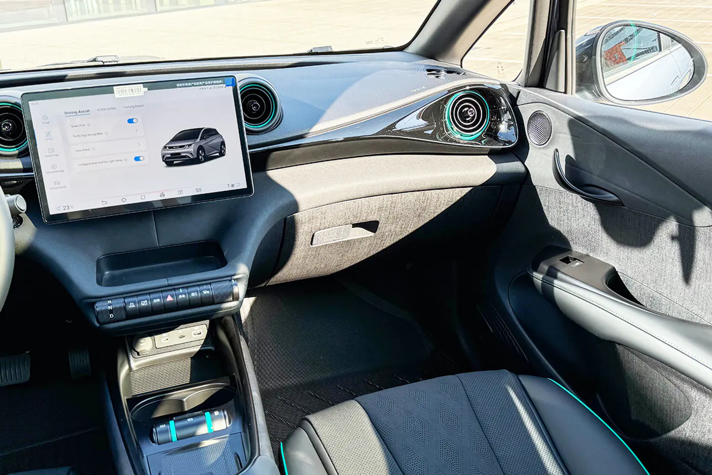 В Беларусь привезли BYD Dolphin 2025 с запасом хода до 520 км
