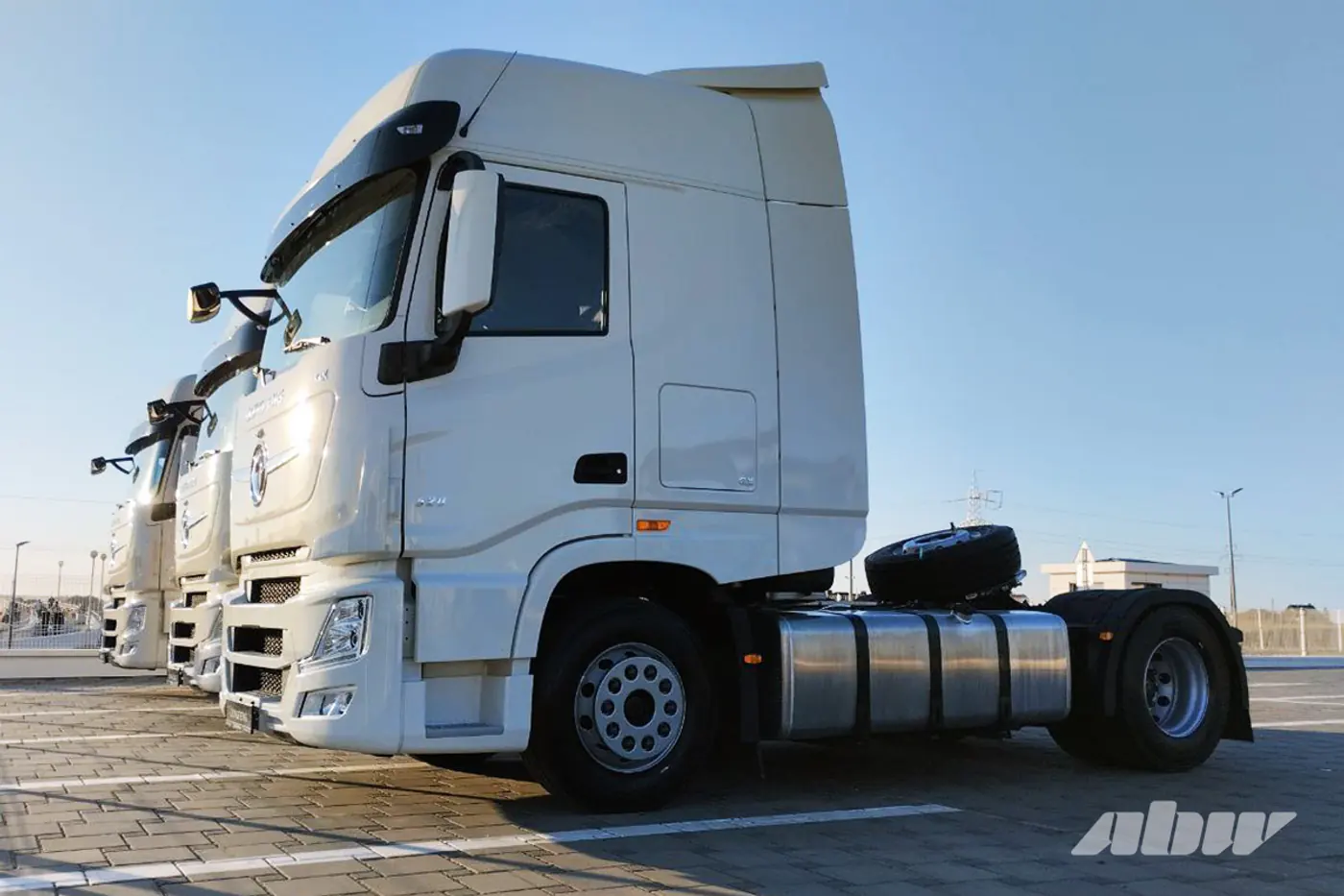 В Минске появился магистральный тягач Dongfeng GX