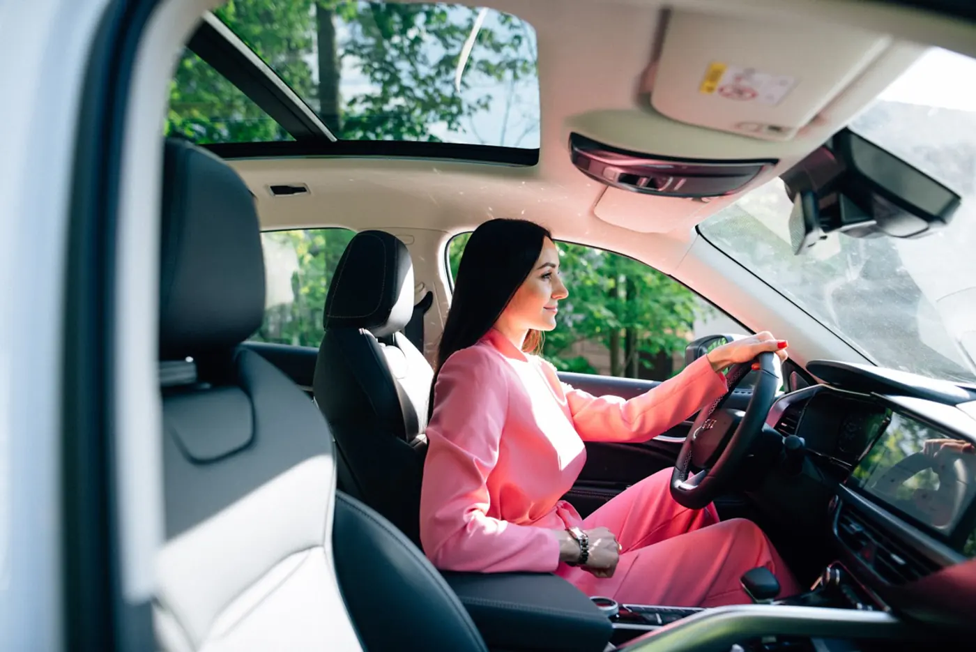 Бархатный weekend с Geely Tugella – мечта превращается в реальность!
