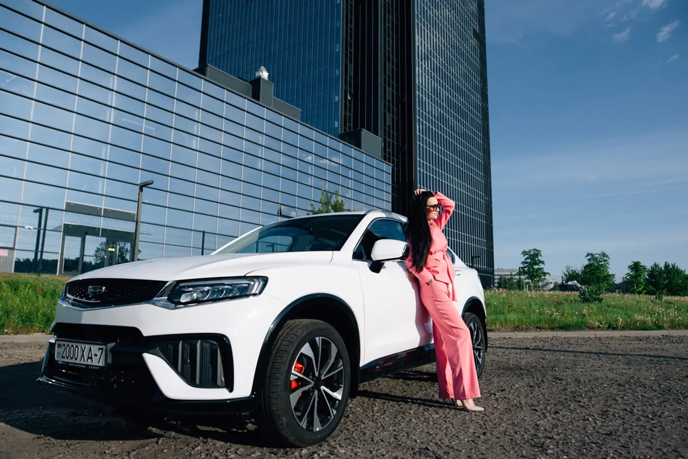 Бархатный weekend с Geely Tugella – мечта превращается в реальность!