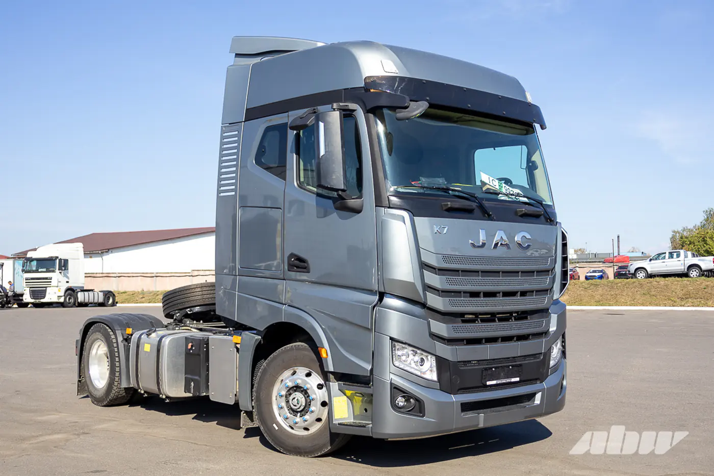 «Груженый поедет хорошо»: тестируем с дальнобойщиком тягач JAC K7